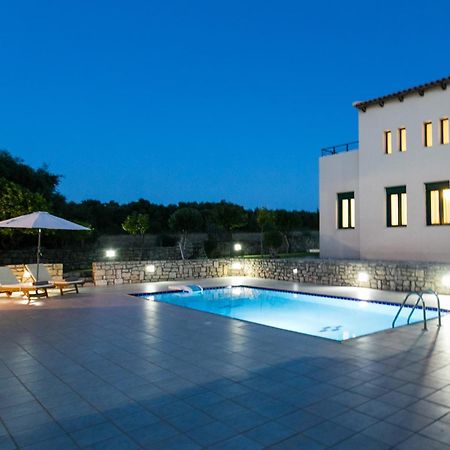 Villa Eleni Asprouliánoi Екстериор снимка