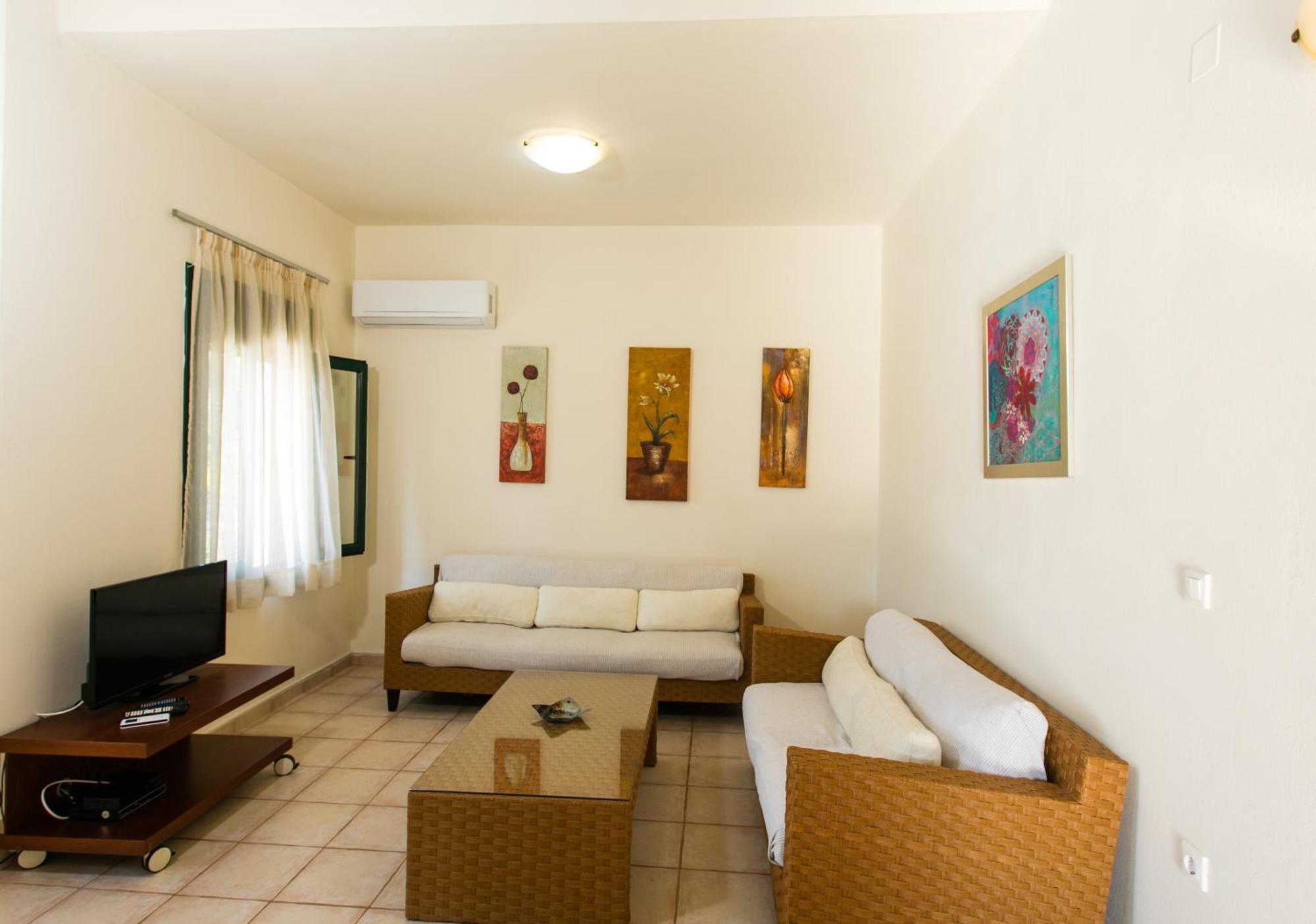 Villa Eleni Asprouliánoi Екстериор снимка