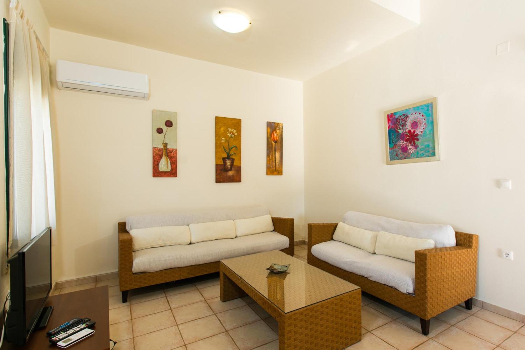 Villa Eleni Asprouliánoi Екстериор снимка
