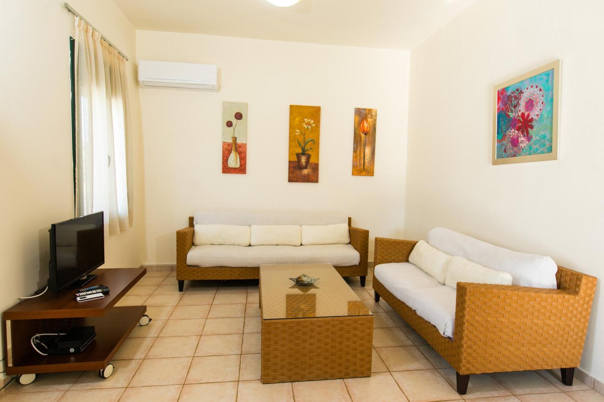 Villa Eleni Asprouliánoi Екстериор снимка