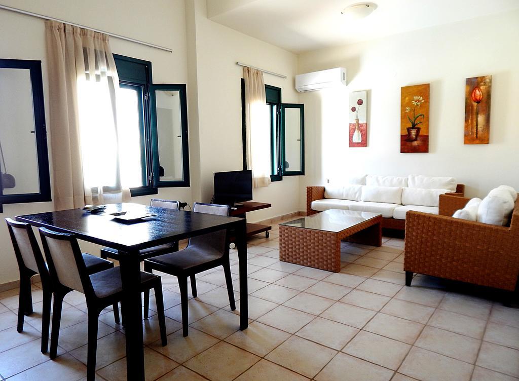 Villa Eleni Asprouliánoi Екстериор снимка