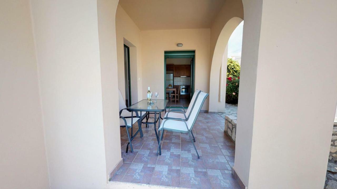 Villa Eleni Asprouliánoi Екстериор снимка