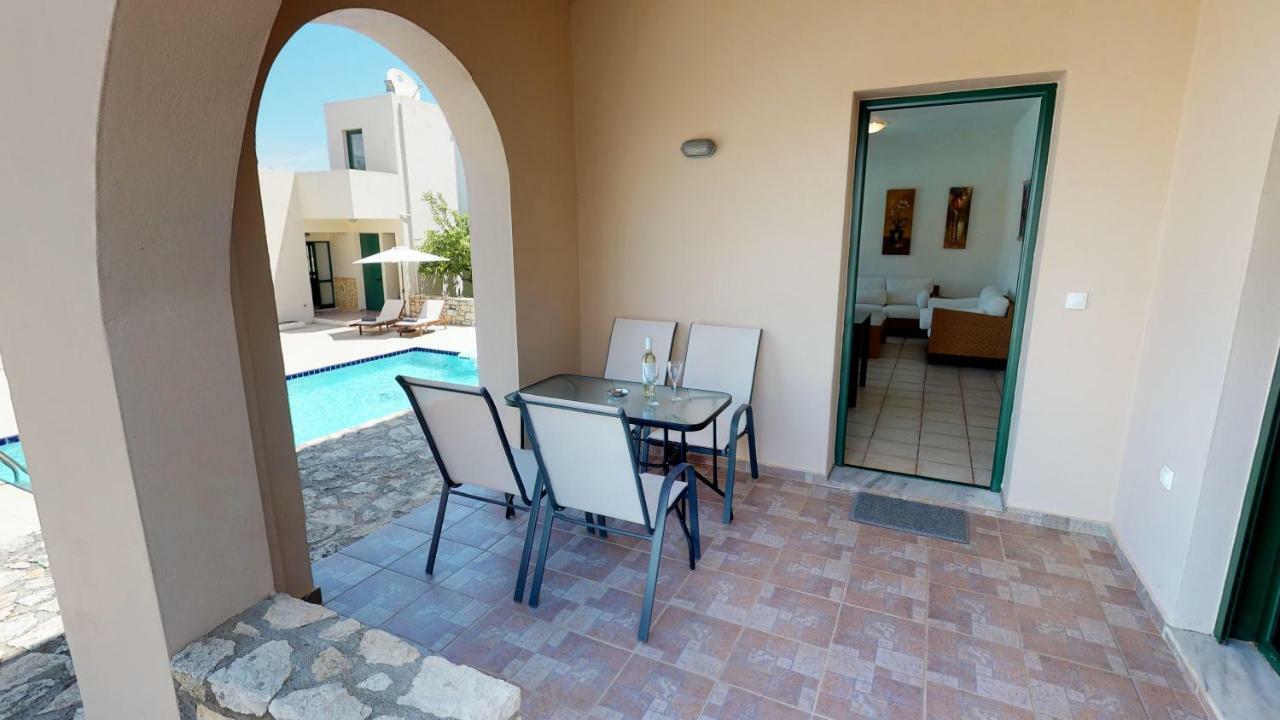 Villa Eleni Asprouliánoi Екстериор снимка