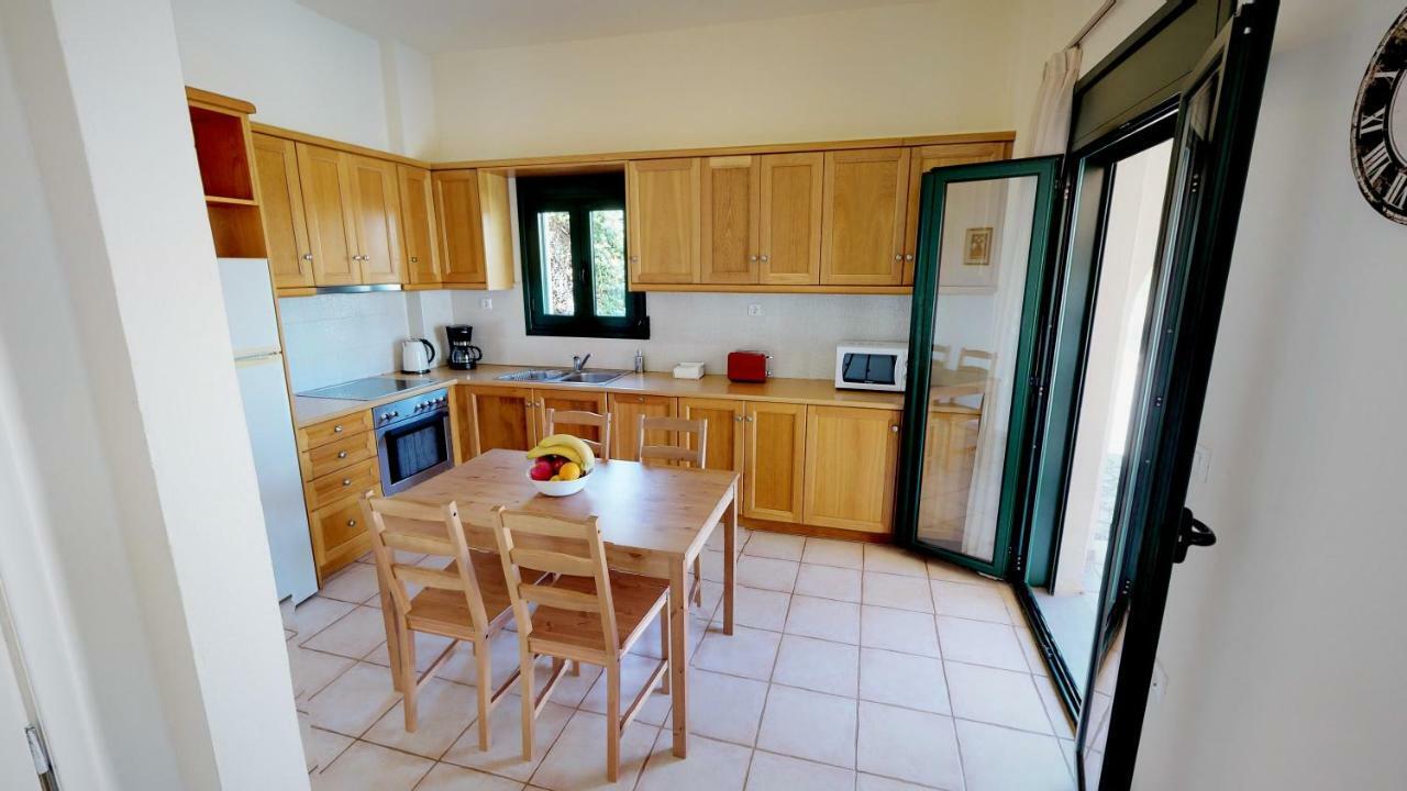 Villa Eleni Asprouliánoi Екстериор снимка